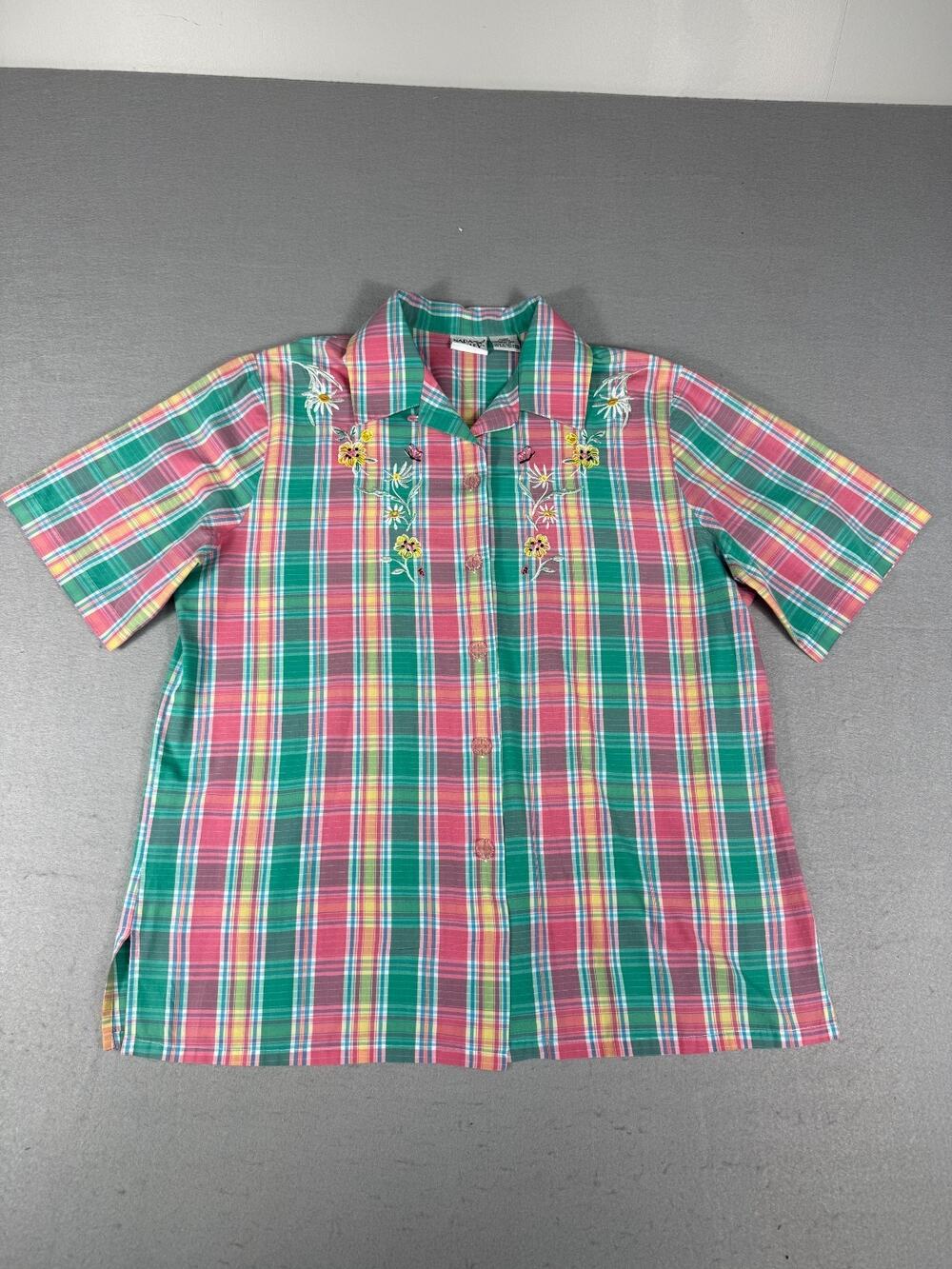 Vintage Napa Valley Petites Plaid Shirt M Embroidered Flowers Butterfly Pastel